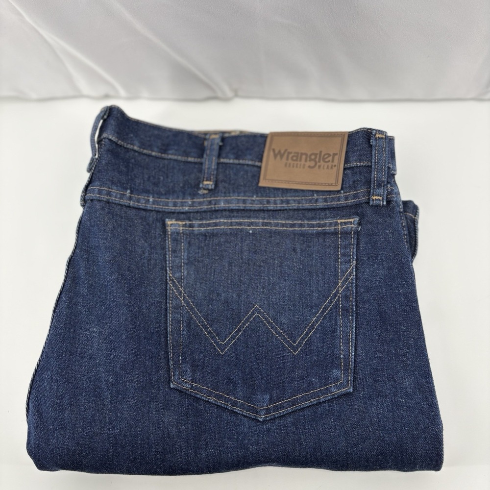 Wrangler Rugged Wear Jeans Mens 42x30 Relaxed‎ Straight Denim Jeans